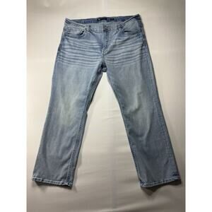 BKE Buckle Tyler Men's Light Wash Straight Leg Blue Denim Jeans - Size 40x29